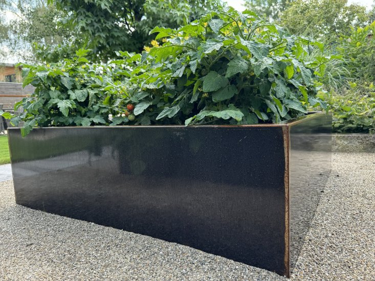 Pflanzgefaess Hochbeet Cortenstahl 1200 x 1200 x 400 und 600 mm Galabau Hiebler