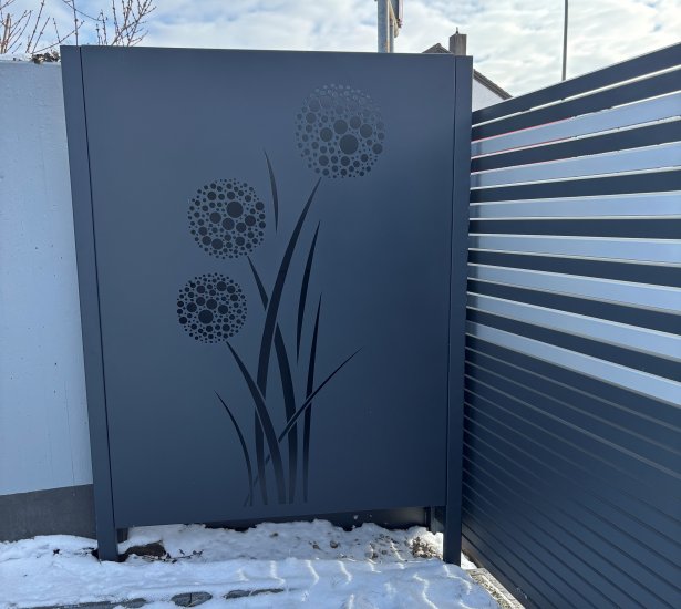 Sichtschutz Aluminium RAL 7016 Anthrazit Pulverbeschichtet mit Motiv Pusteblume